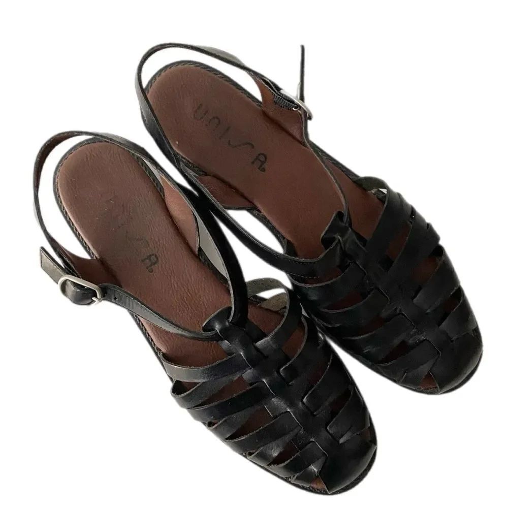 Unisa Black Strappy Fisherman Sandals in Size 8.5 N
